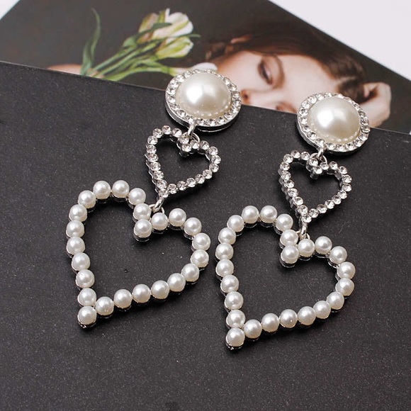 H&M Silver & White Pearl Heart Shaped Drop Dangle Large Medium Pretty Earrings - Picture 15 of 16